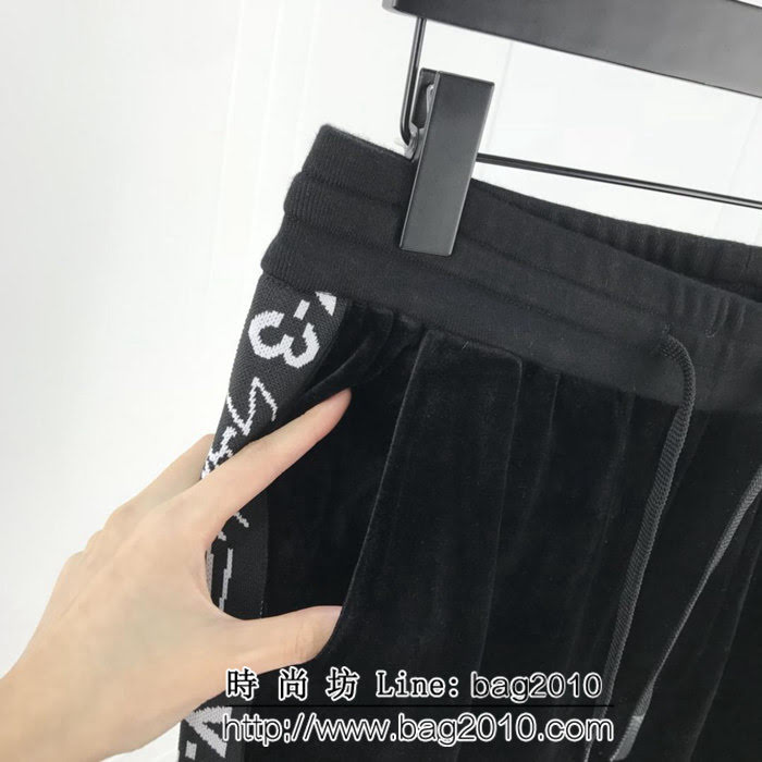 Y-3山本耀司 18年秋冬季新款 舒適保暖 男款絲絨加絨套裝 休閒運動必備單品 ydi2078